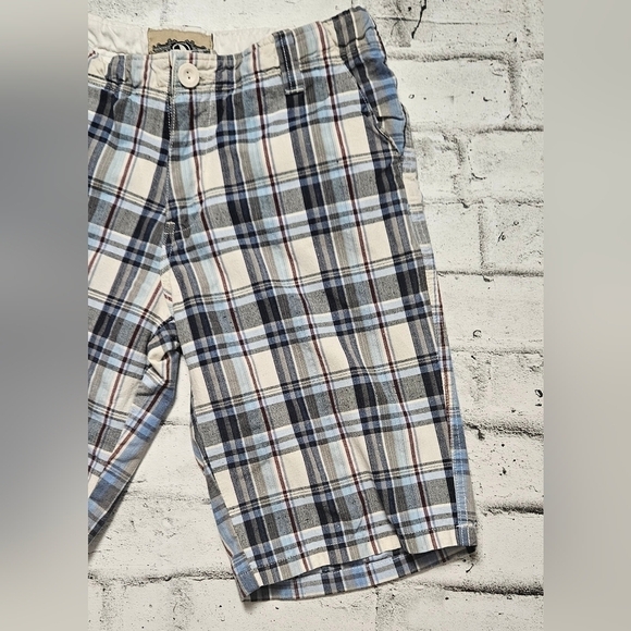 H-Head Company Blue & White Plaid Causal Shorts - Picture 2 of 9